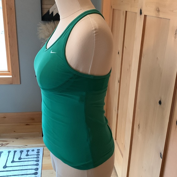 Nike women’s racerback workout tank sz lg - Picture 6 of 12